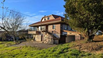 Chalet en venta en Reocín, Helguera 2 photo 0