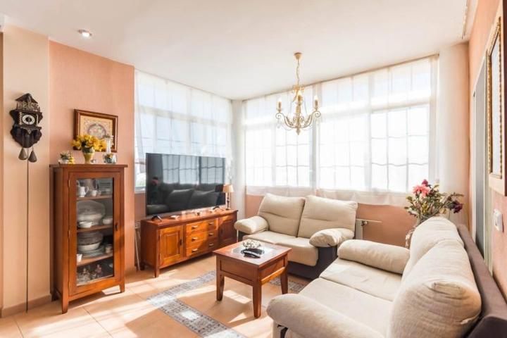 Chalet en venta en Murcia, Los Dolores photo 0