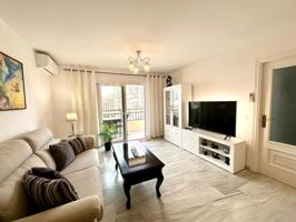 Piso en venta en Fuengirola, Puerto Deportivo photo 0