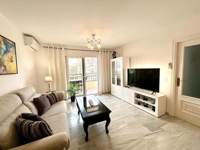 Piso en venta en Fuengirola, Puerto Deportivo photo 0