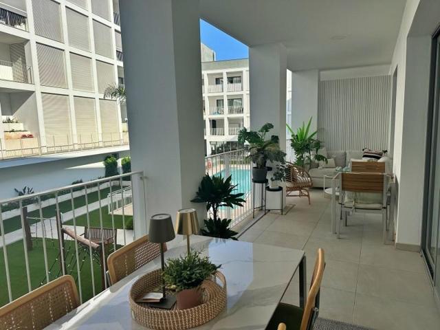 Piso en venta en Marbella, Marbella photo 0