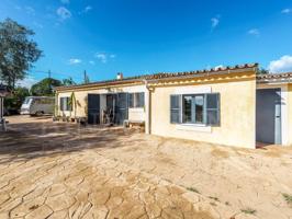 Chalet en venta en Binissalem photo 0