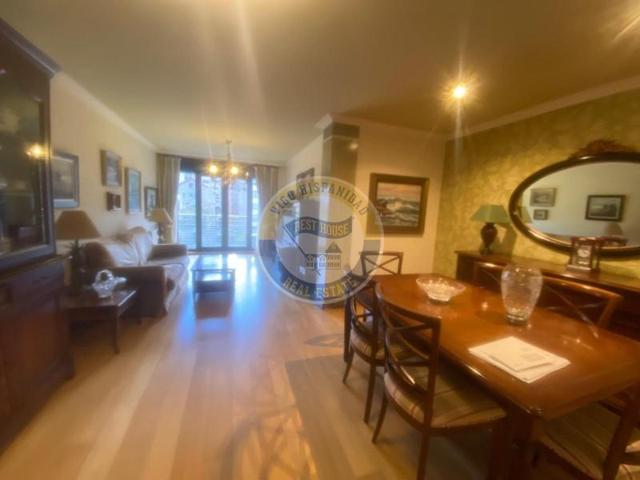 Piso en venta en Vigo, García Barbón photo 0