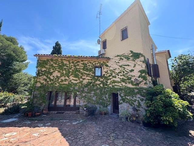 Chalet en venta en Benicàssim, Carrer Riu Guadiana, 12560 photo 0