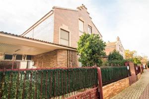 Bungalow en venta en Zaragoza, Montecanal-Valdespartera-Rosales del Canal photo 0