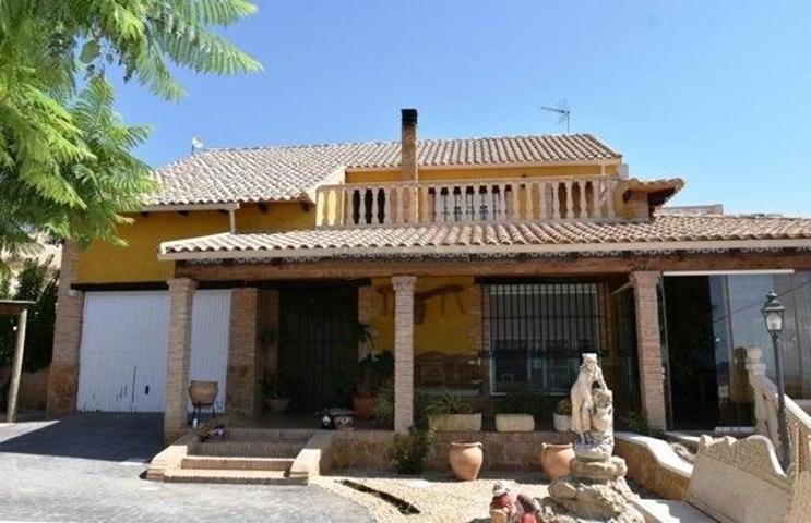 Chalet en venta en San Vicente del Raspeig, Villamontes-Boqueres photo 0