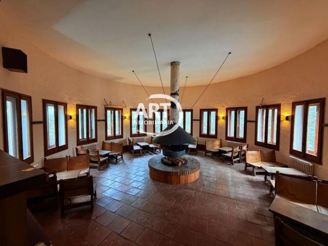 Edificio en venta en Alcalá de la Selva photo 0