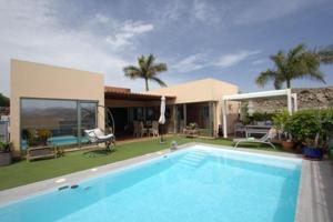 Bungalow en venta en San Bartolomé de Tirajana, Salobre Golf photo 0