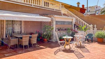 Chalet en venta en Denia, LM HASTA KM.3 photo 0