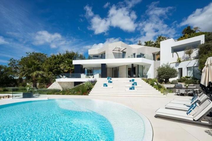 Chalet en venta en Benahavís, Benahavis photo 0