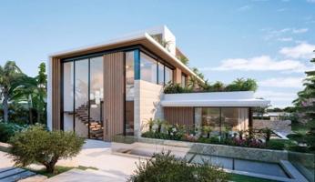 Chalet en venta en Marbella, Cascada de Camojan photo 0