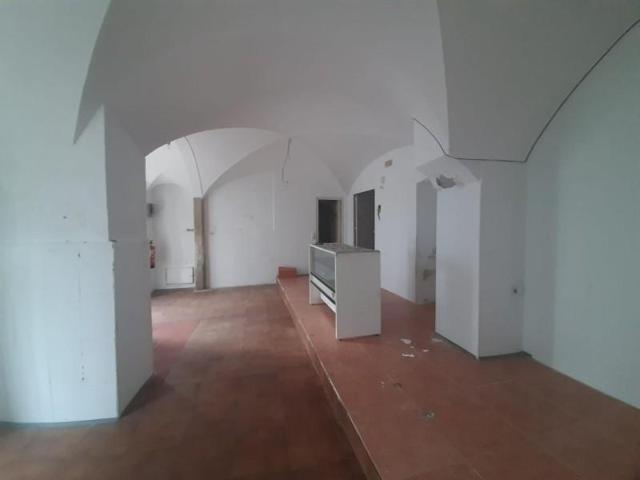 Local comercial en alquiler en Malpartida de Cáceres, CENTRO photo 0