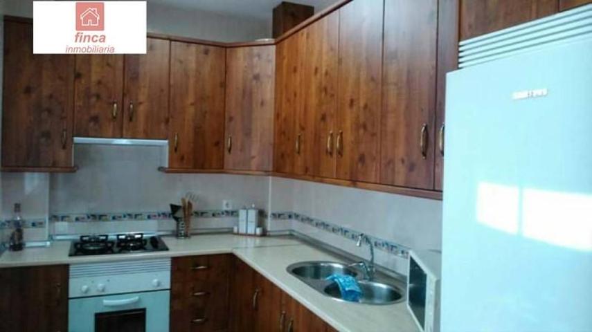 Piso en alquiler en Montijo, CENTRO photo 0