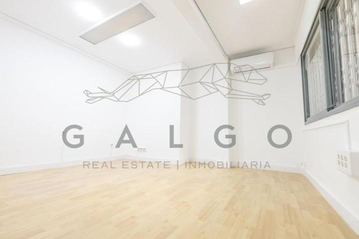 Oficina en alquiler en Valencia, Sant Francesc photo 0