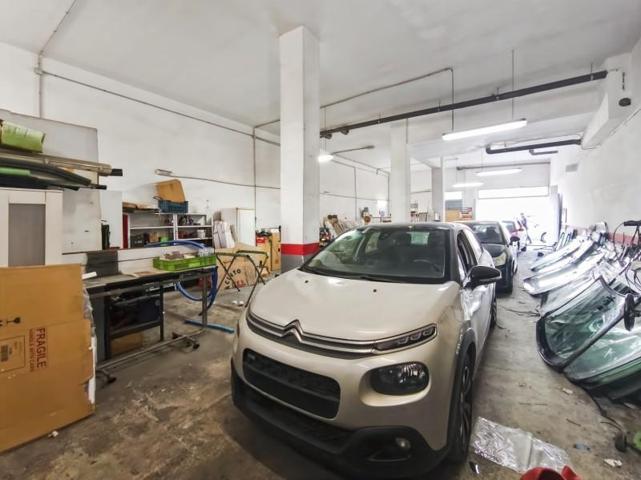 Local comercial en alquiler en Almería photo 0