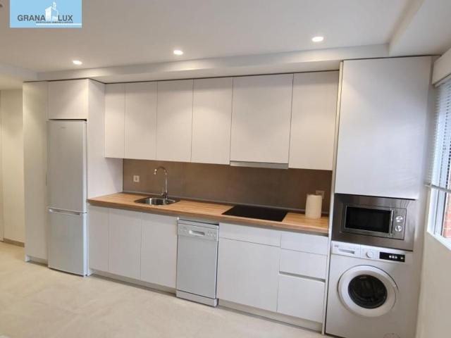 Estudio en alquiler en Granada, Centro photo 0