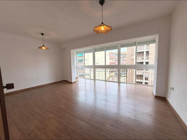 Piso en alquiler en Alicante, Alipark photo 0