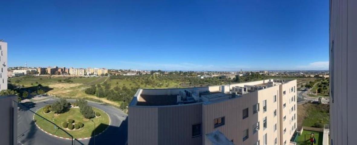 Piso en alquiler en Tomares, Aljamar photo 0