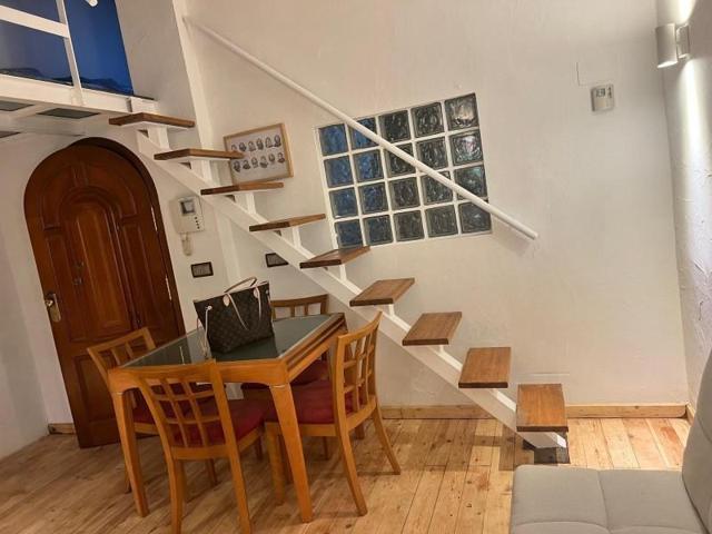 Estudio en alquiler en Valencia, Sant Francesc photo 0