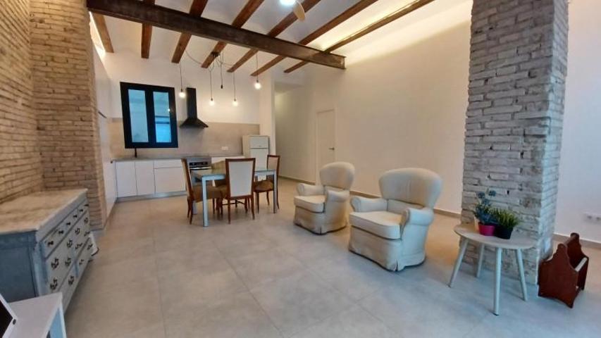 Piso en alquiler en Valencia, Sant Francesc photo 0