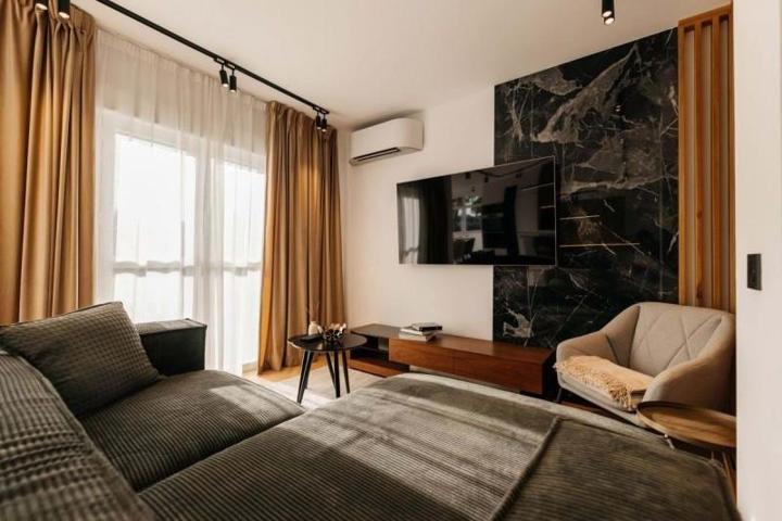 Aticos en alquiler en Benahavís, Benahavis photo 0