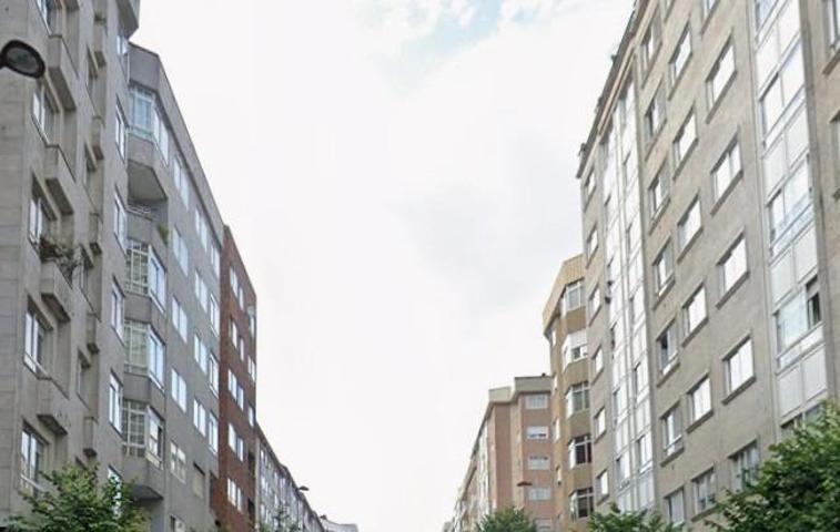 Garaje en venta en Vigo, Centro Urbano photo 0