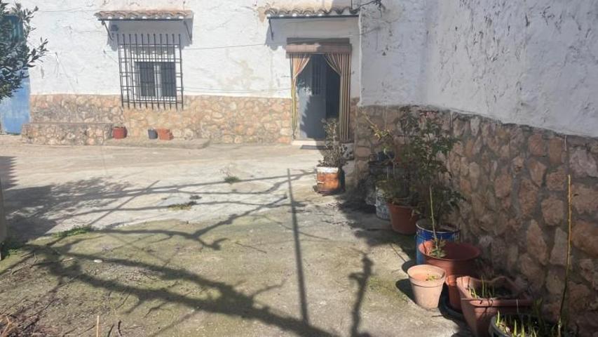 Casas de pueblo en venta en Alcalá del Júcar, Alcala del jucar photo 0