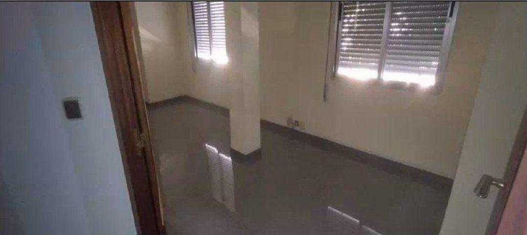 Piso en venta en Gandia, Raval photo 0