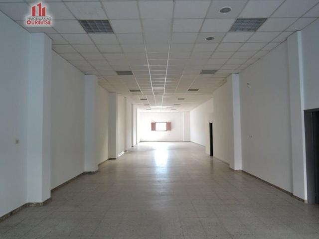 Local comercial en venta en Ourense, Veintiuno photo 0