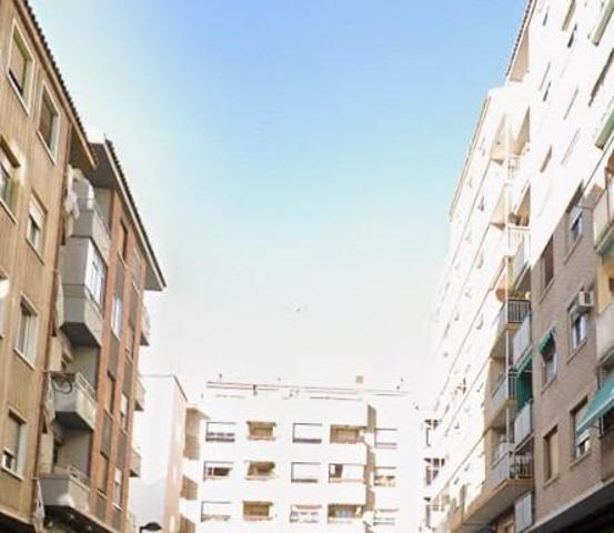 Piso en venta en Zaragoza, Delicias photo 0