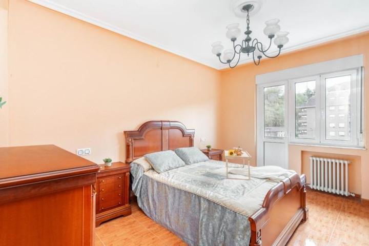 Piso en venta en San Martín del Rey Aurelio, Sotrondio photo 0