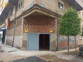 Local comercial en venta en Torrelavega, Inmobiliaria - Barreda photo 0