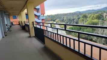 Piso en venta en Sabadell, Can deu photo 0