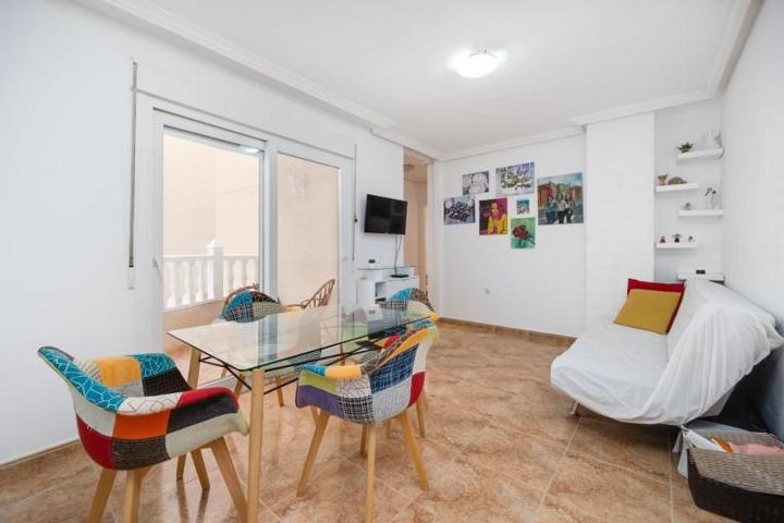 Apartamento en venta en Torrevieja, Playa del Cura photo 0
