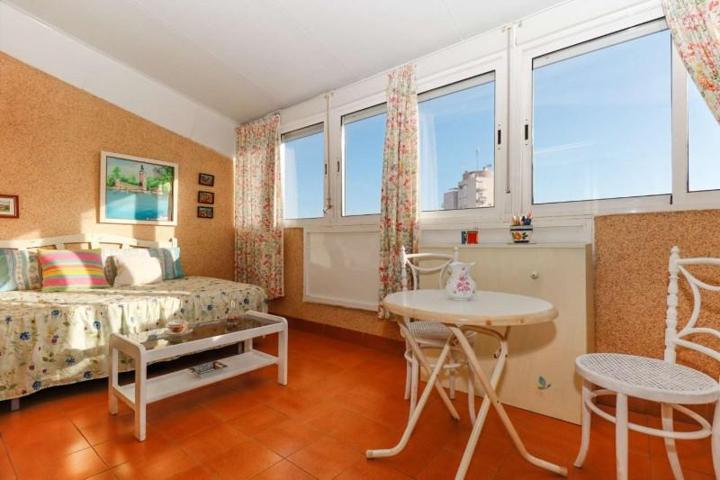 Apartamento en venta en Torrevieja photo 0
