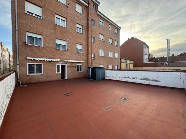 Piso en venta en San Andrés del Rabanedo photo 0