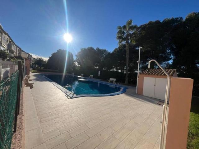 Apartamento en venta en Torrevieja, Parque Acuático - Sector 25 photo 0