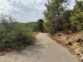 Terreno en venta en Benahavís, Benahavis Centro photo 0