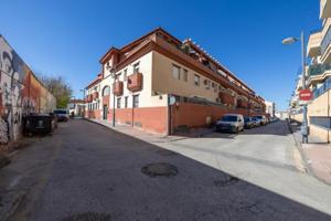 Piso en venta en Las Gabias, Cerca Consum. photo 0