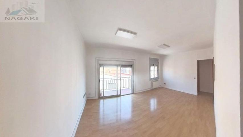 Piso en venta en Sabadell, St. Olaguer photo 0
