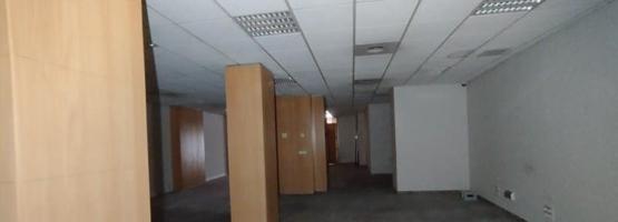 Local comercial en venta en Oliva, Oliva photo 0