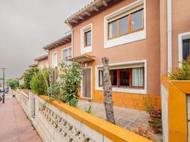 Adosada en venta en Masies de Roda, Osona photo 0