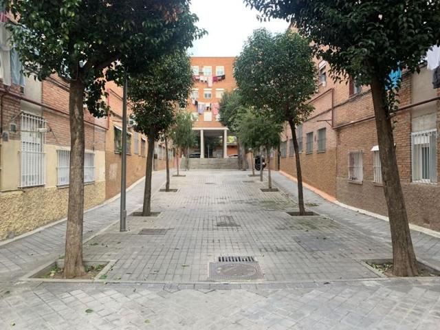 Apartamento en venta en Madrid, Puente De Vallecas - Palomeras Sureste photo 0