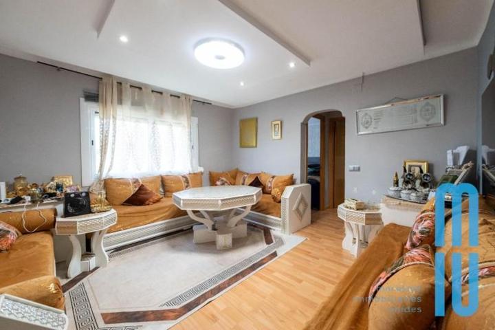 Piso en venta en Mataró, Cerdanyola photo 0