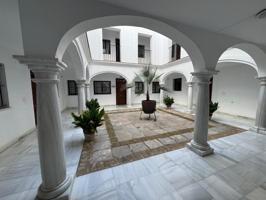 Piso en venta en Sanlúcar de Barrameda, Centro-Cabildo photo 0