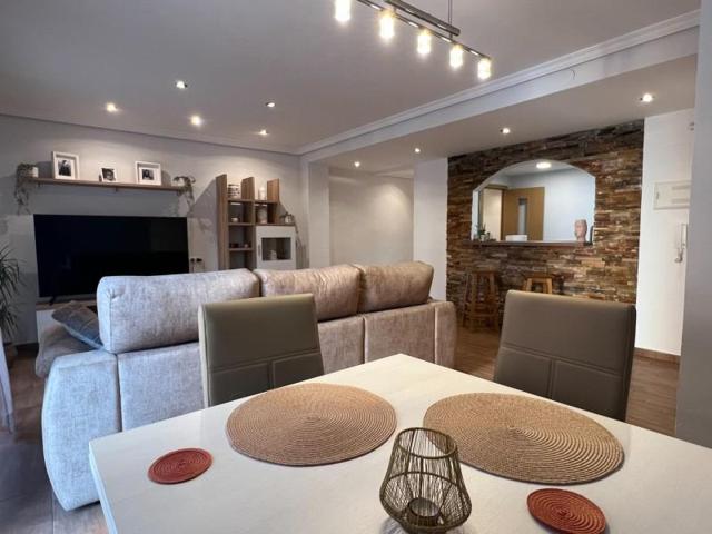 Piso en venta en Elche, Altabix photo 0