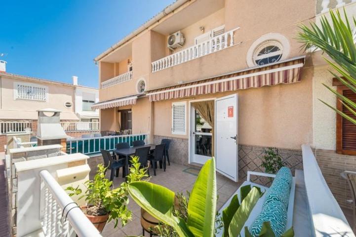 Duplex en venta en Torrevieja, Playa de los Naufragos photo 0