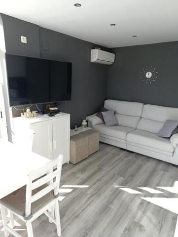 Apartamento en venta en Torremolinos, Loma de los riscos photo 0