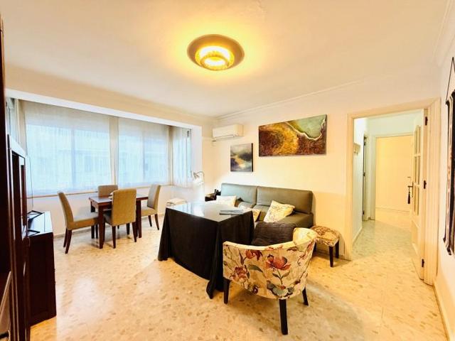 Piso en venta en Sevilla photo 0