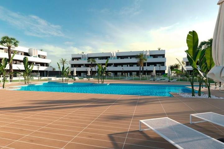 Apartamento en venta en Guardamar del Segura, Urb. El Raso - Urb. Royal Park II - Fase I photo 0